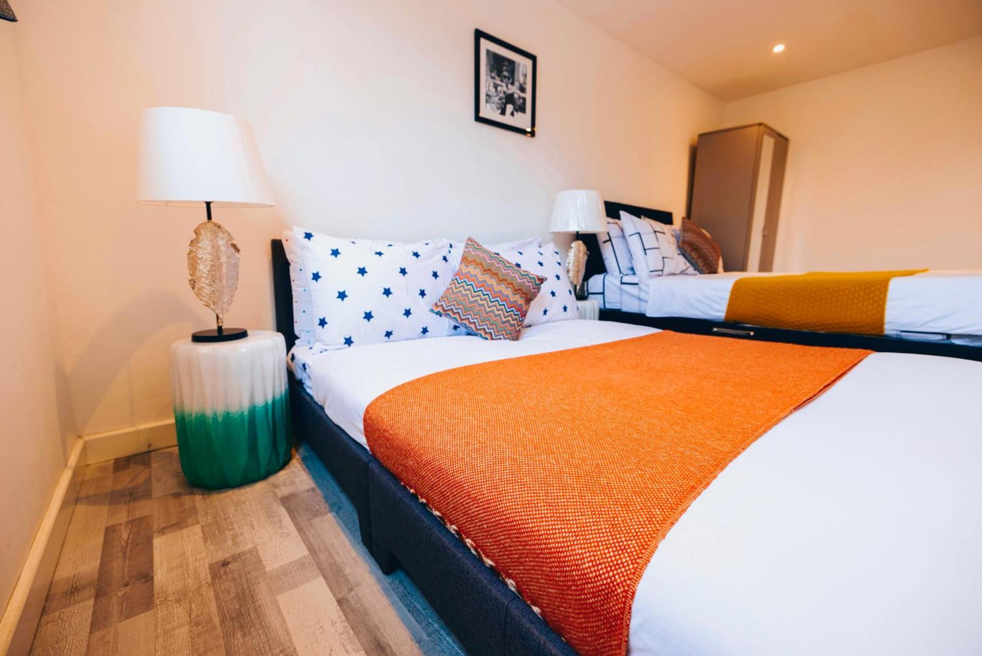 3 Bedroomflat-Free Parking-Wifi-Parking-8People Лондон Экстерьер фото